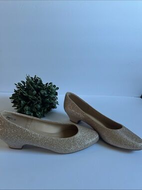 Dream Pairs Gold Glitter Low Block Heel Pumps